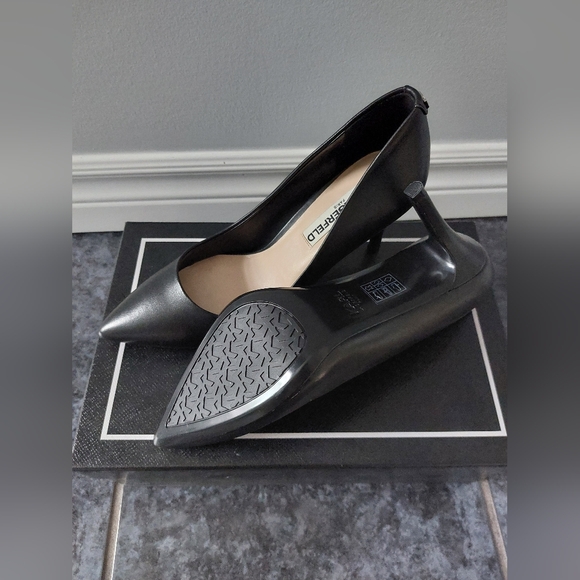 Karl Lagerfeld Heels - Picture 3 of 7